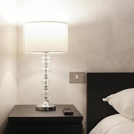 Italianway - Unione 8 Apartment Milan Luaran gambar