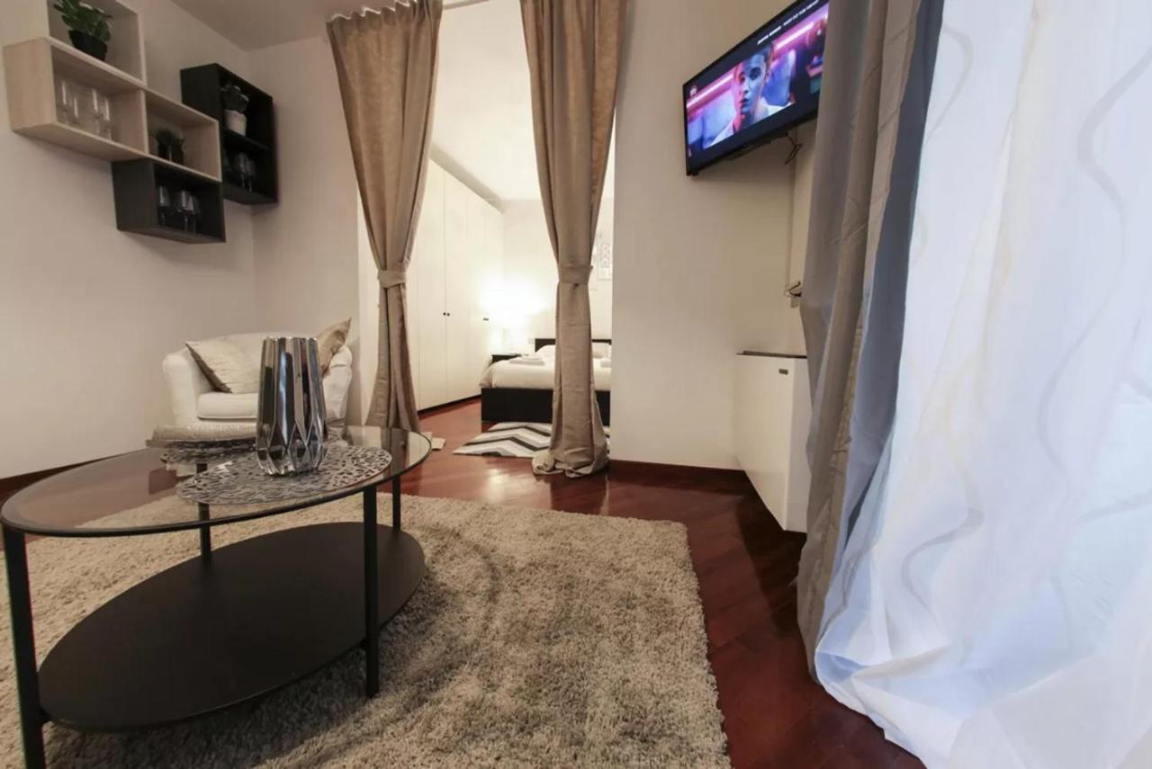 Italianway - Unione 8 Apartment Milan Luaran gambar