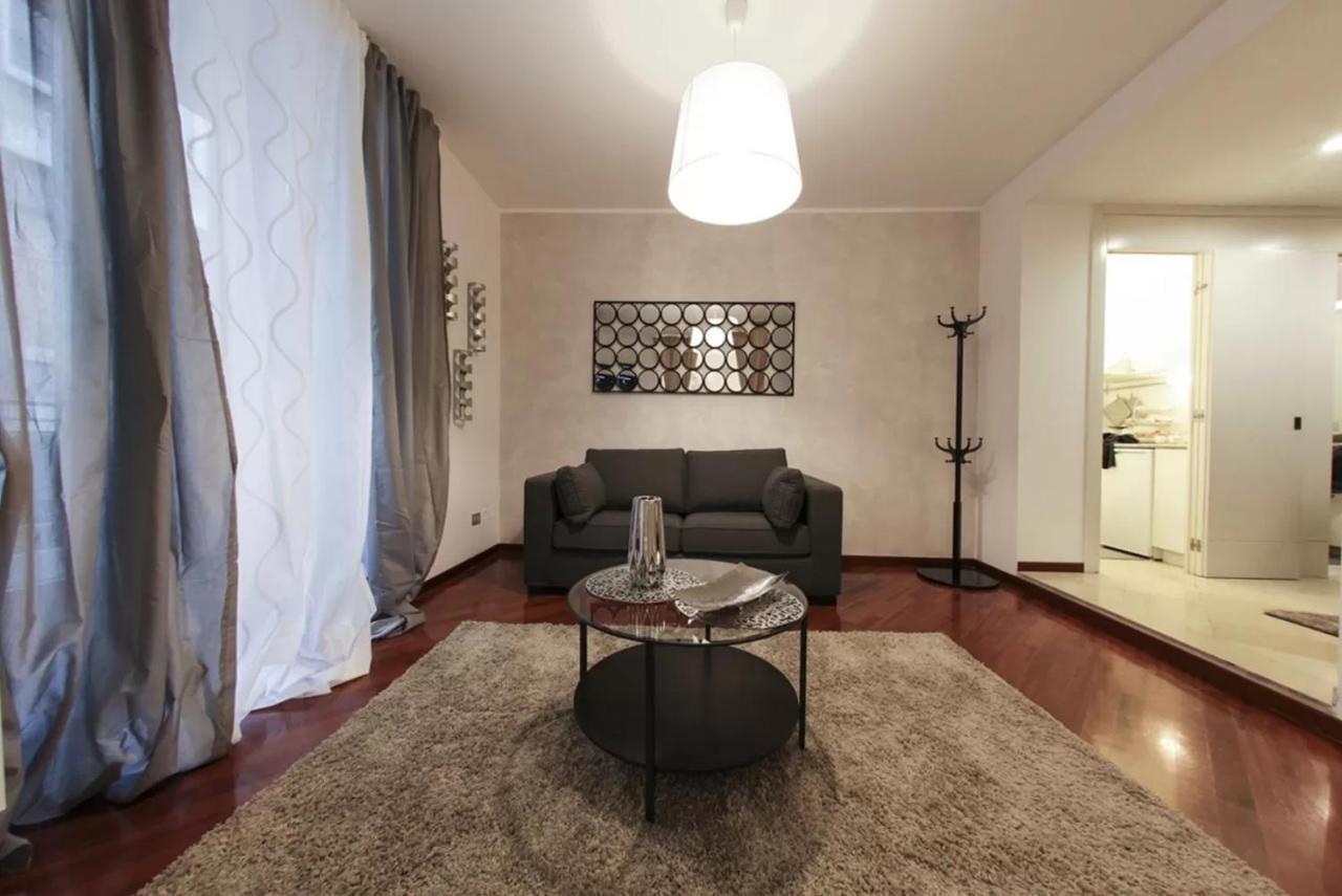 Italianway - Unione 8 Apartment Milan Luaran gambar
