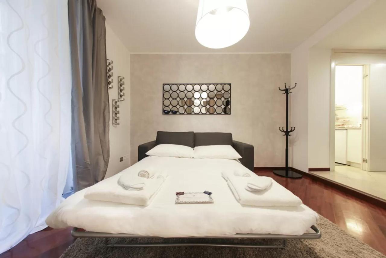 Italianway - Unione 8 Apartment Milan Luaran gambar