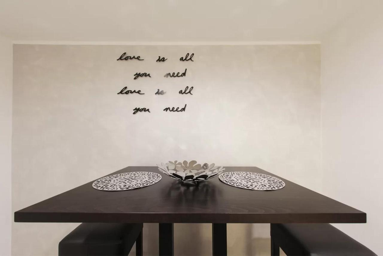 Italianway - Unione 8 Apartment Milan Luaran gambar